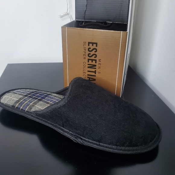 Men’s Essential Slipper Collection Brand new In Box size 10-11 Large - Picture 4 of 8